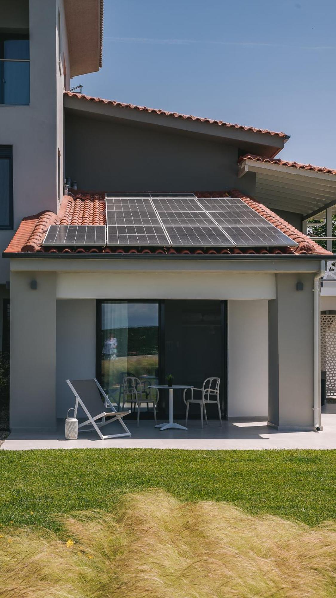 Electra Beachfront Suites, Nea Irakleia Kültér fotó