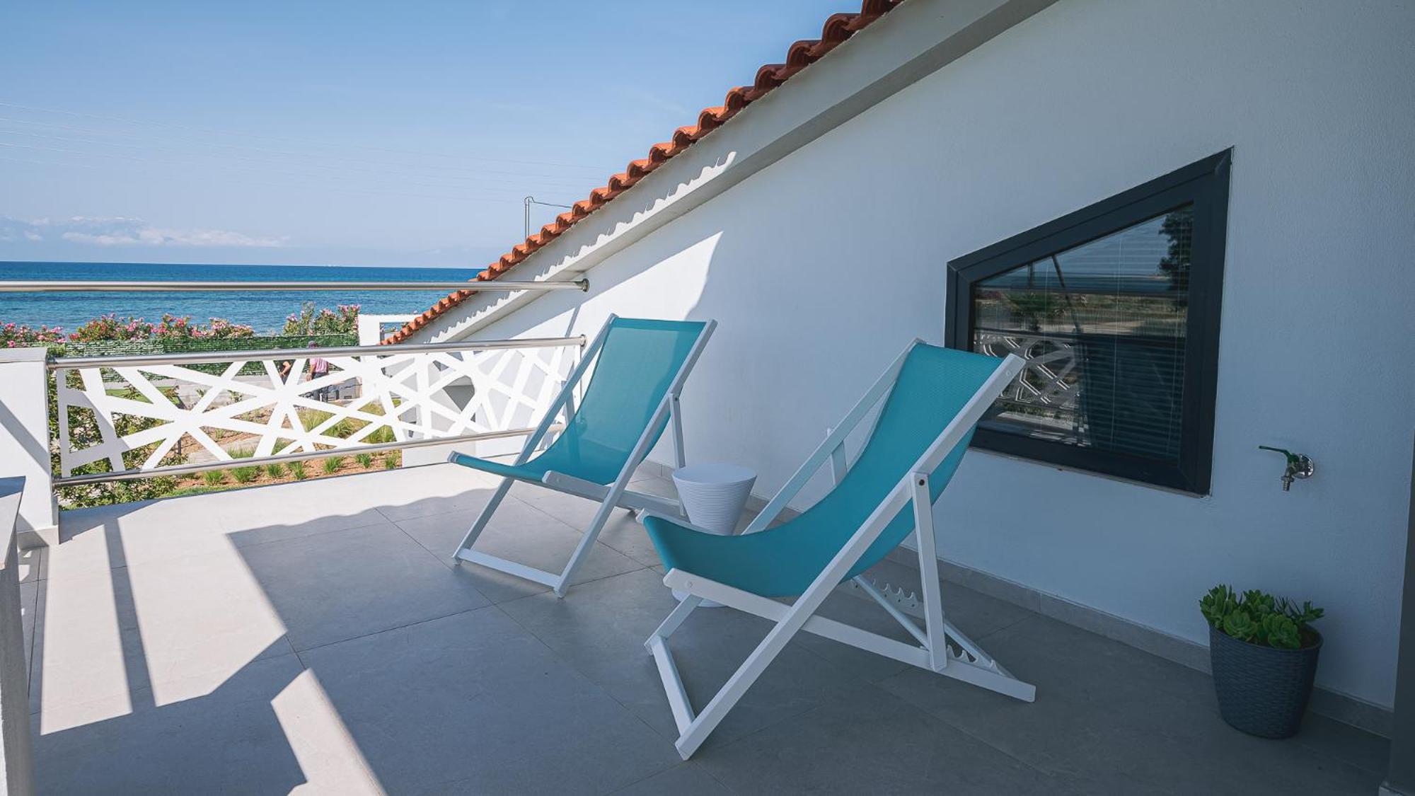 Electra Beachfront Suites, Nea Irakleia Kültér fotó