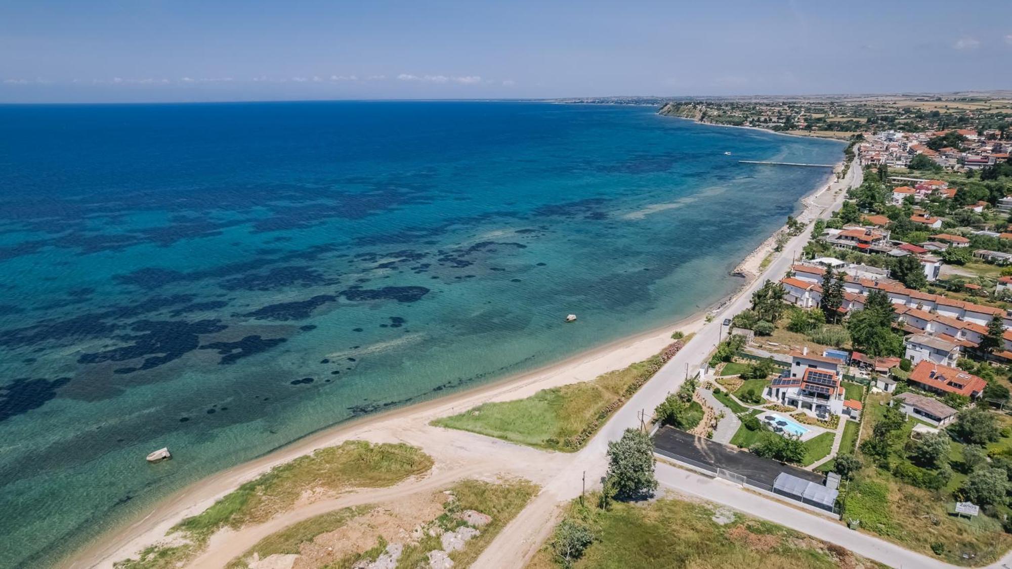 Electra Beachfront Suites, Nea Irakleia Kültér fotó