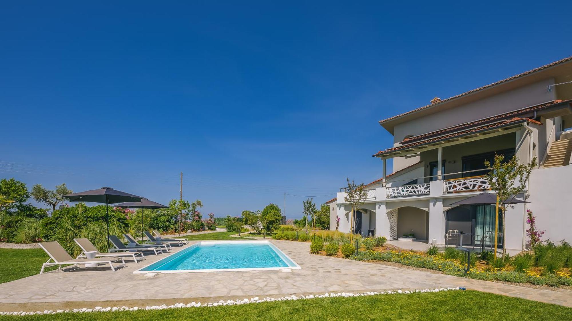 Electra Beachfront Suites, Nea Irakleia Kültér fotó