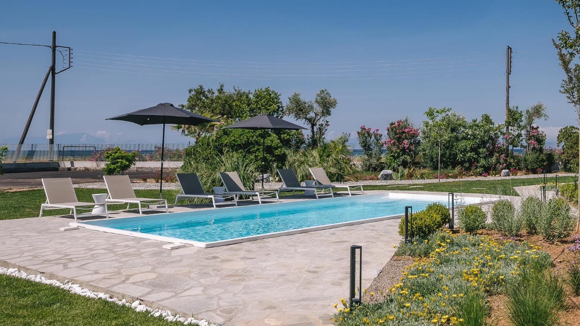 Electra Beachfront Suites, Nea Irakleia Kültér fotó