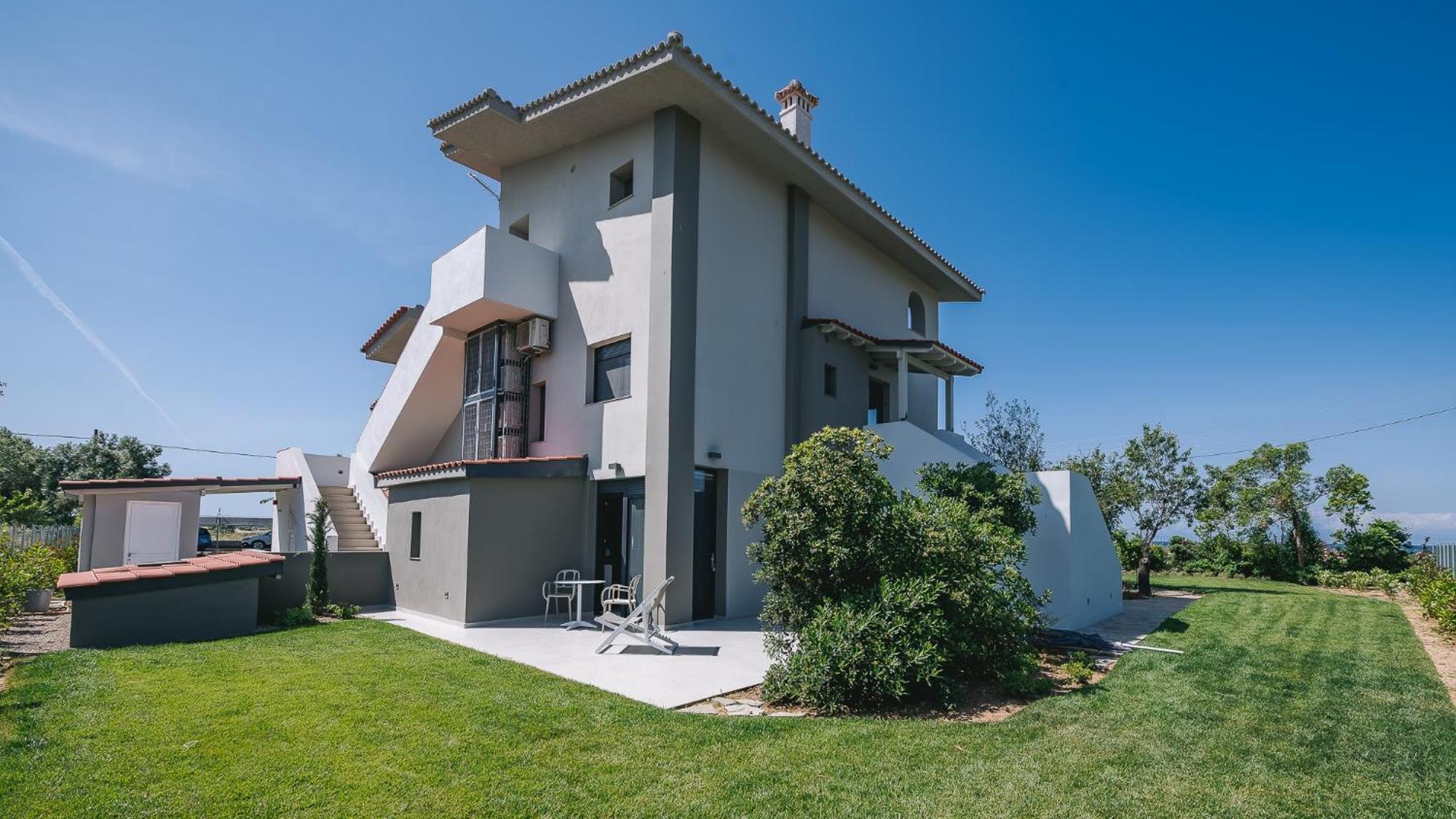 Electra Beachfront Suites, Nea Irakleia Kültér fotó