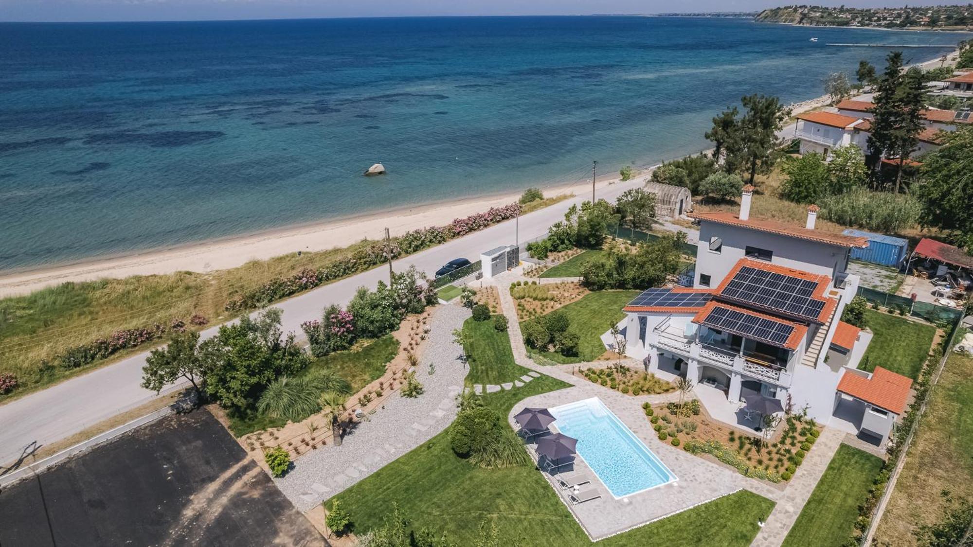 Electra Beachfront Suites, Nea Irakleia Kültér fotó